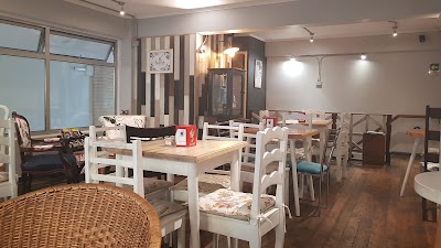 Photos of Caf&eacute; Moli&eacute;re