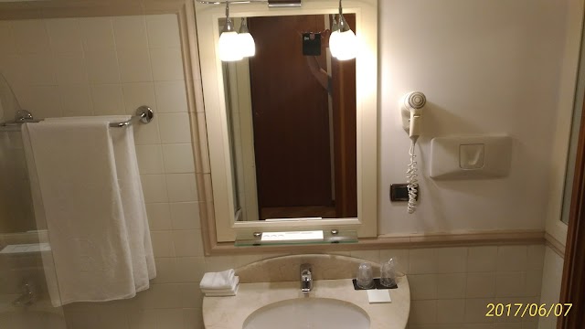 Renaissance Naples Hotel Mediterraneo