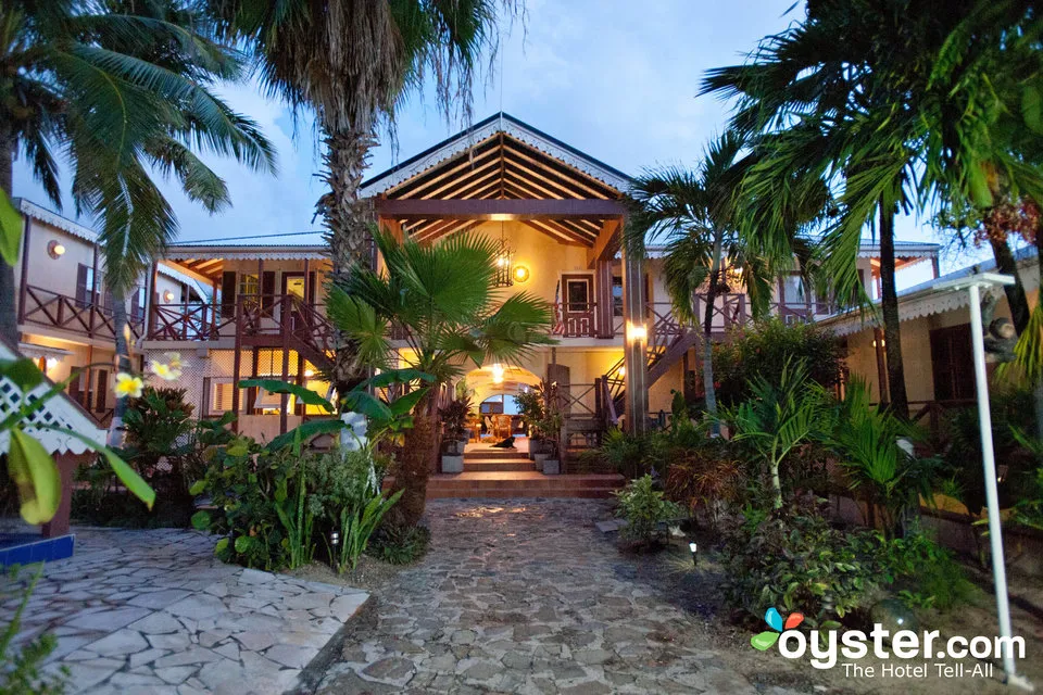 Mary's Boon Hotel - Beach Resort, Restaurant & Spa