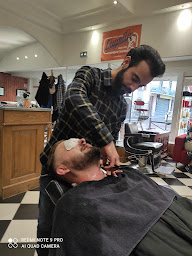 Photo n°25 de Tristan Coiffeur mixte et barbier à Voiron (Salon de coiffure)