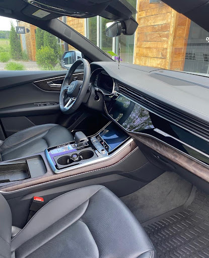 Showroom Shine LLC