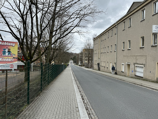 Imigration Office - Visual