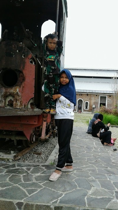 Photos of Brebes Jaya Truss