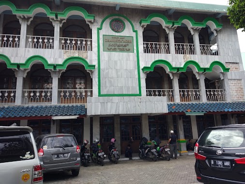 Masjid Jami' Darussa'adah, Author: Prasetyo Adhi