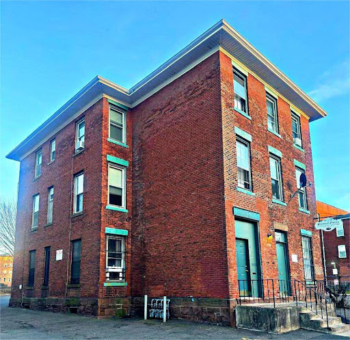 Hartford Family Dentist - Dental Implant Specialist and Emergency Dentist