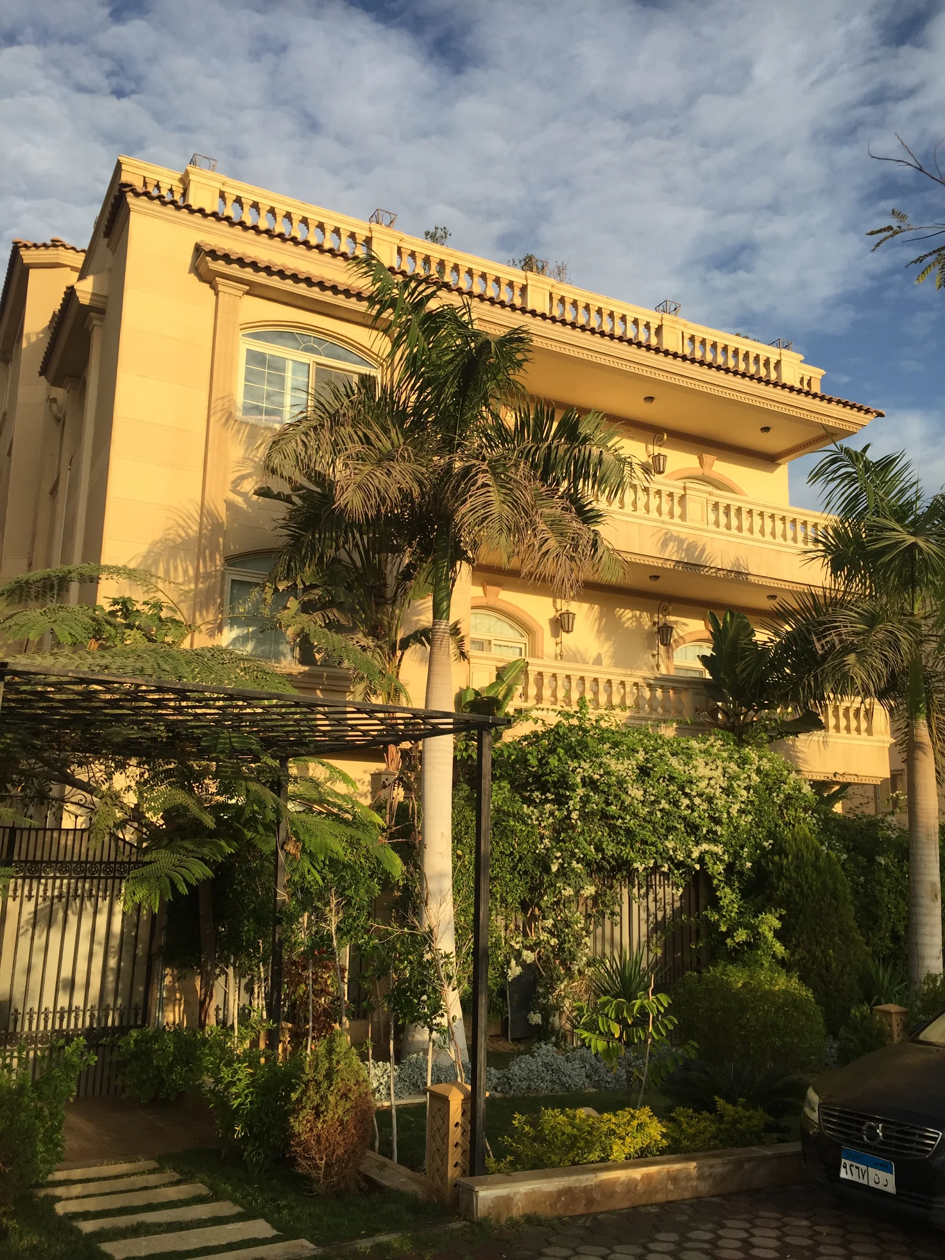 Sunny Studio in New Cairo