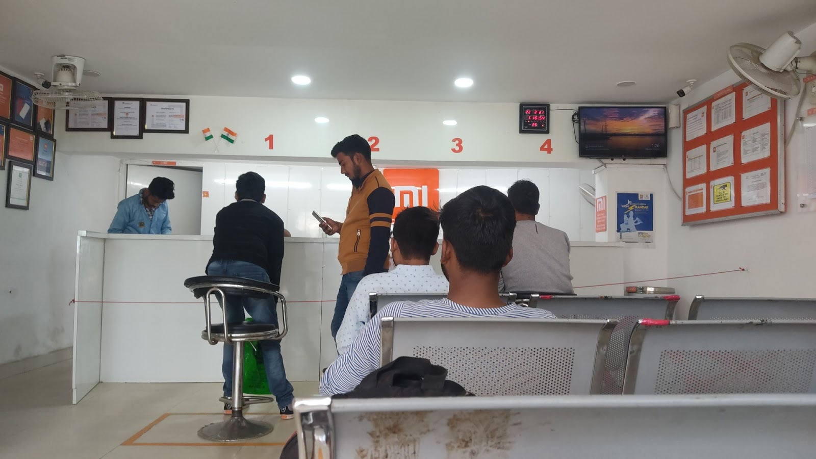 Civil Line Rd Gorakhpur (MI Exclusive Service Center)