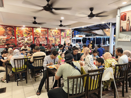 Restoran D’Perahu Ikan Bakar & Shell Out ( Batu 16 Rawang )