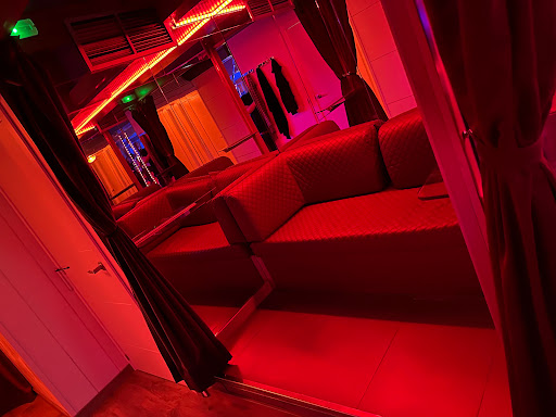 Breston Strip Club Barcelona - Thumbnail