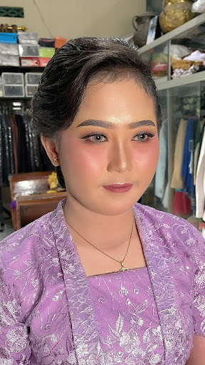Sanggar Rias Ibu Martini