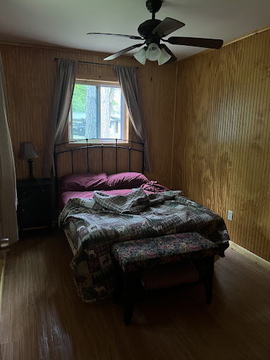 Rainbow Resort Canoes and Cabins - Thumbnail