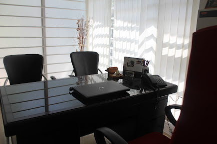 Af1qippyp783id1adll1eum7anji9cmc03lwjdz0653k=s435 K No