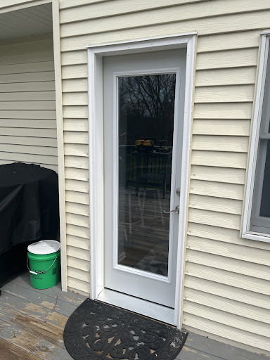 Square and Level Exteriors - Thumbnail