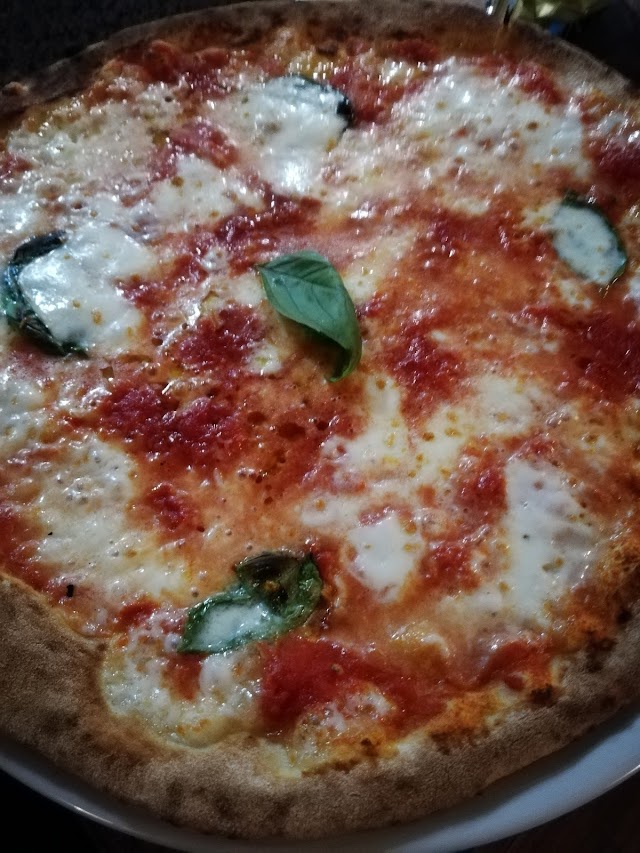 Pizzería Bar Ottantotto