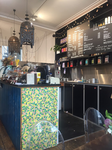 Café Uneeka Open Times