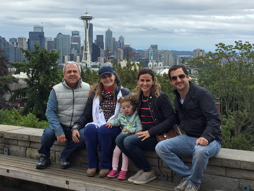 Hola Seattle - Visual