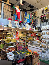 Photo n°13 de Jardin Exotique à Vaulx-en-Velin (Grossiste de produits de beauté)