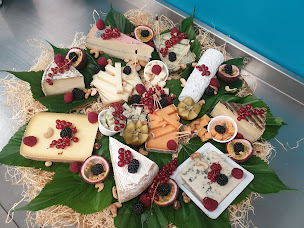 Photo n°22 de Alimentation de l'église à Lagardelle-sur-Lèze (Supérette)