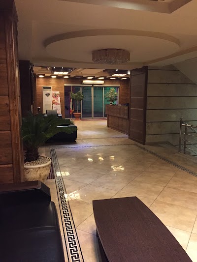 Photos of Tashrifat Hotel