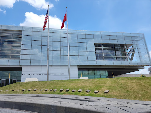 William J. Clinton Library and Museum - Thumbnail