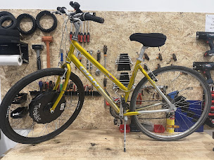 Photo n°7 de Eleqtron Vente et Réparation de trottinettes électriques à Mulhouse (Magasin de vélos)