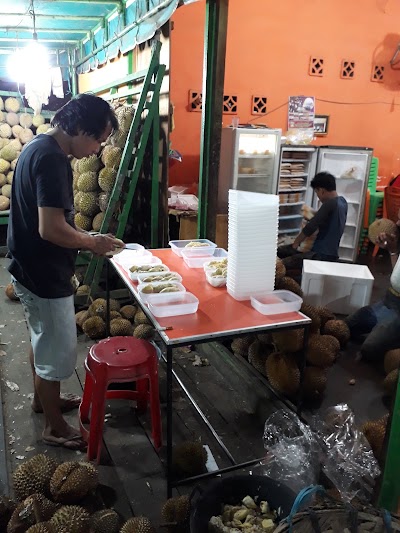 Photos of Dedi Durian