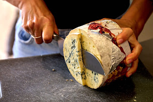 Photo n°5 de Halte nautique - L'escale du Guétin à Cuffy (Restauration rapide)