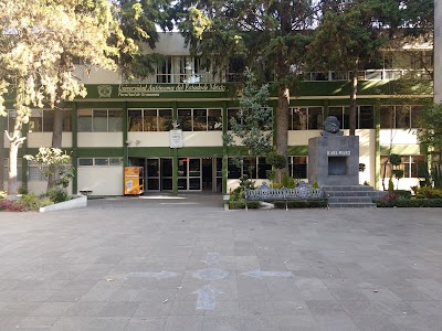 Photos of Economy faculty