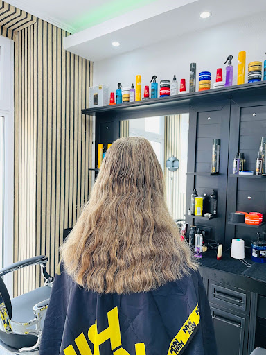 Mila Barbershop - Visual