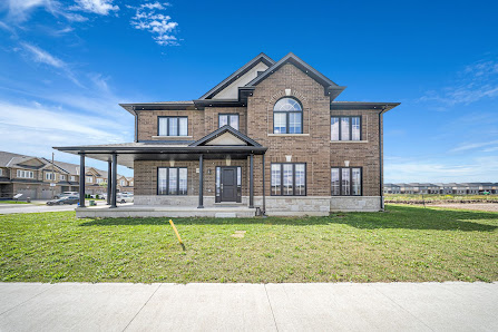 Lavish Home on Mountain 170 Dalgleish Trl, Hamilton, ON L0R 1P0, Canada