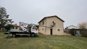 Photo n°3 de KSR - FACADE-COUVREURS -PEINTURE -ROANNE à Commelle-Vernay (Peintre en bâtiment)