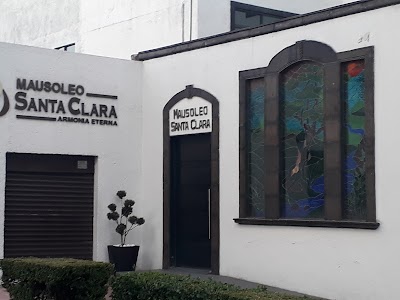 Photos of Mausoleo Santa Clara