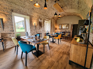 Photo n°1 de Restaurant - Hôtel - Le GREZALIDE - Grèzes46320 - FIGEAC à Grèzes (Piscine)