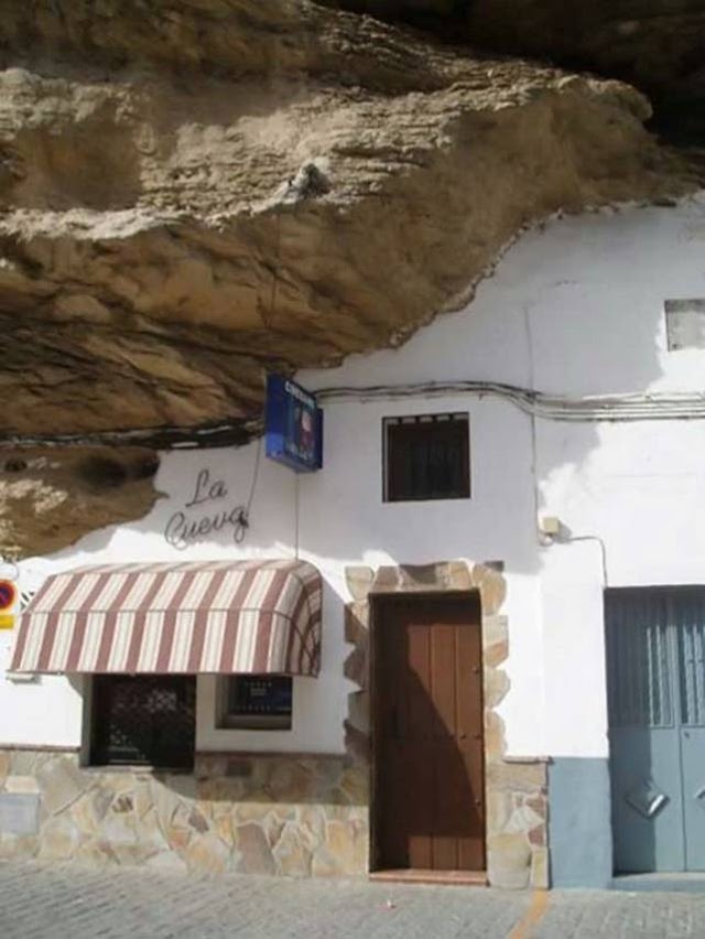 Setenil de las Bodegas