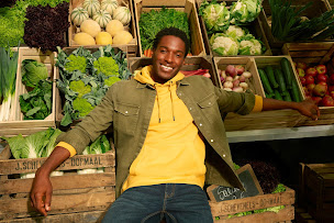 Photo n°4 de Jules Albertville à Albertville (Magasin de smokings)