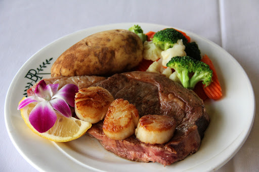 The Quarry Grill at Bucks Run Golf Club - Thumbnail