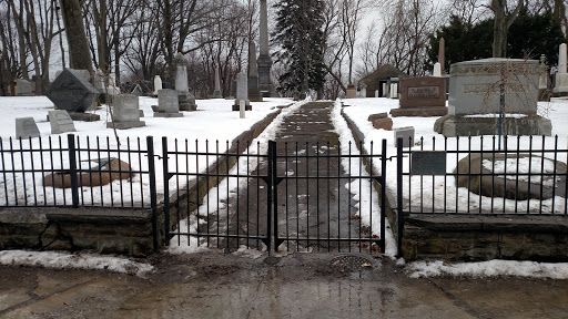 Fairview Park Cemetery - Thumbnail