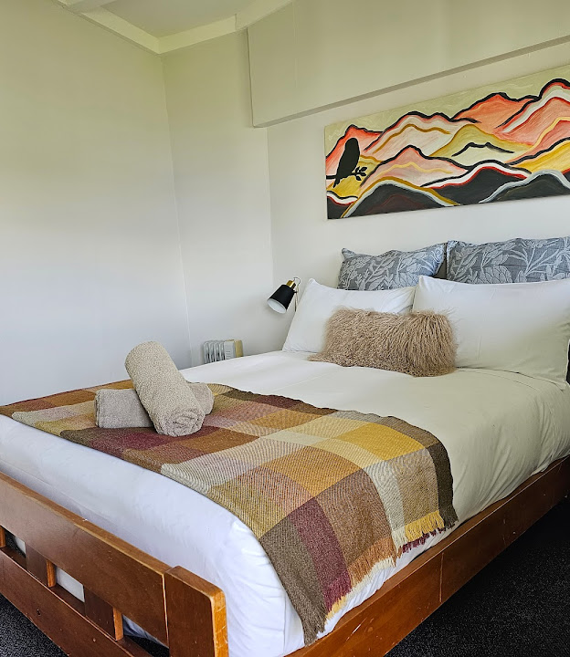 Hotel Bold Peak Lodge in Glenorchy - HRS