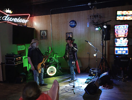 Ski’s Bar & Grill - Thumbnail