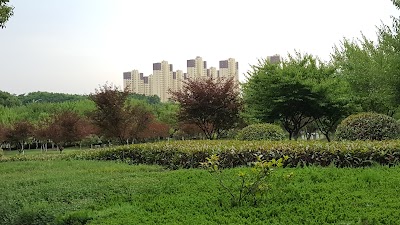 Photos of 江苏大学 Jiangsu University