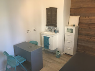 Photo n°2 de Noémie Michel Ostéopathe D.O. Femmes-Bébés-Enfants-Adultes à Annecy (Ostéopathe)