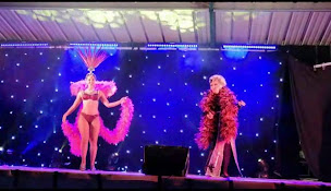 Photo n°1 de Lynshow Cabaret à Blanquefort (Cabaret)