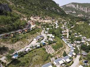 Photo n°5 de Yelloh! Village Camping Les Ramières à Sahune (Agence de location de maisons de vacances)