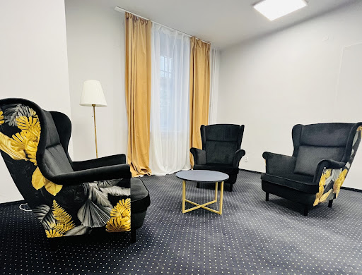 ""Bliżej siebie"" Poradnia psychologiczno - psychoterapeutyczna