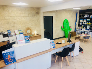 Photo n°5 de Contactez-nous sur Alès au 04.66.43.00.20 ! à Caveirac (Magasin de matériel pour piscines)