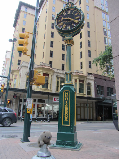 Hertzberg Clock - Visual
