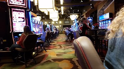 Kansas Crossing Casino + Hotel