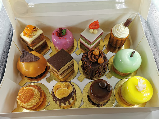 Mikes Patisserie - Thumbnail