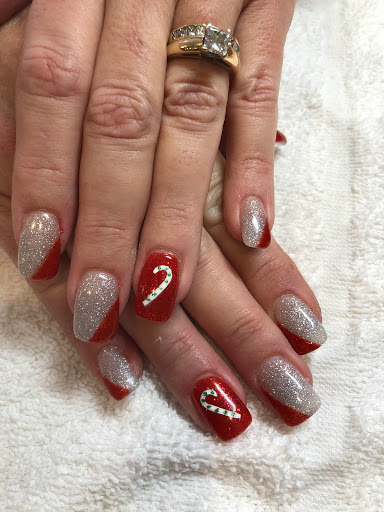 Purelux Nail Spa - Thumbnail