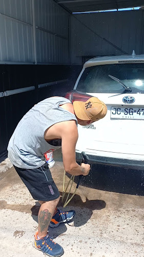 Opiniones de COMERCIAL LA FAMILIA SPA en Calera de Tango - Taller de reparación de automóviles